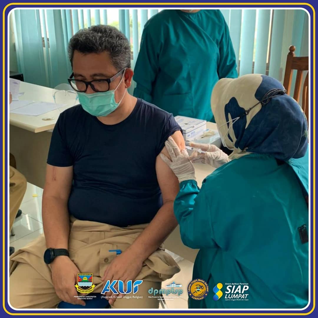 >Dinas PMPTSP telah mendapatkan vaksinasi covid-19 kedua 